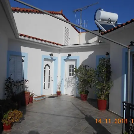 Labrini's House Апартаменты